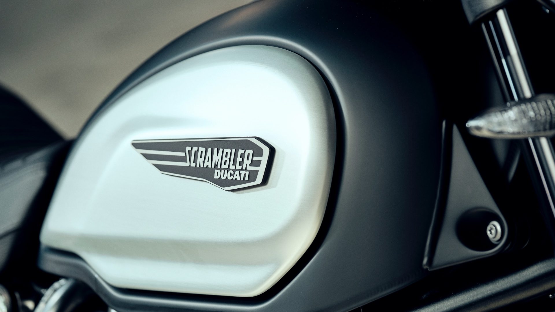 1100-dark-pro-news_5-1920x1080