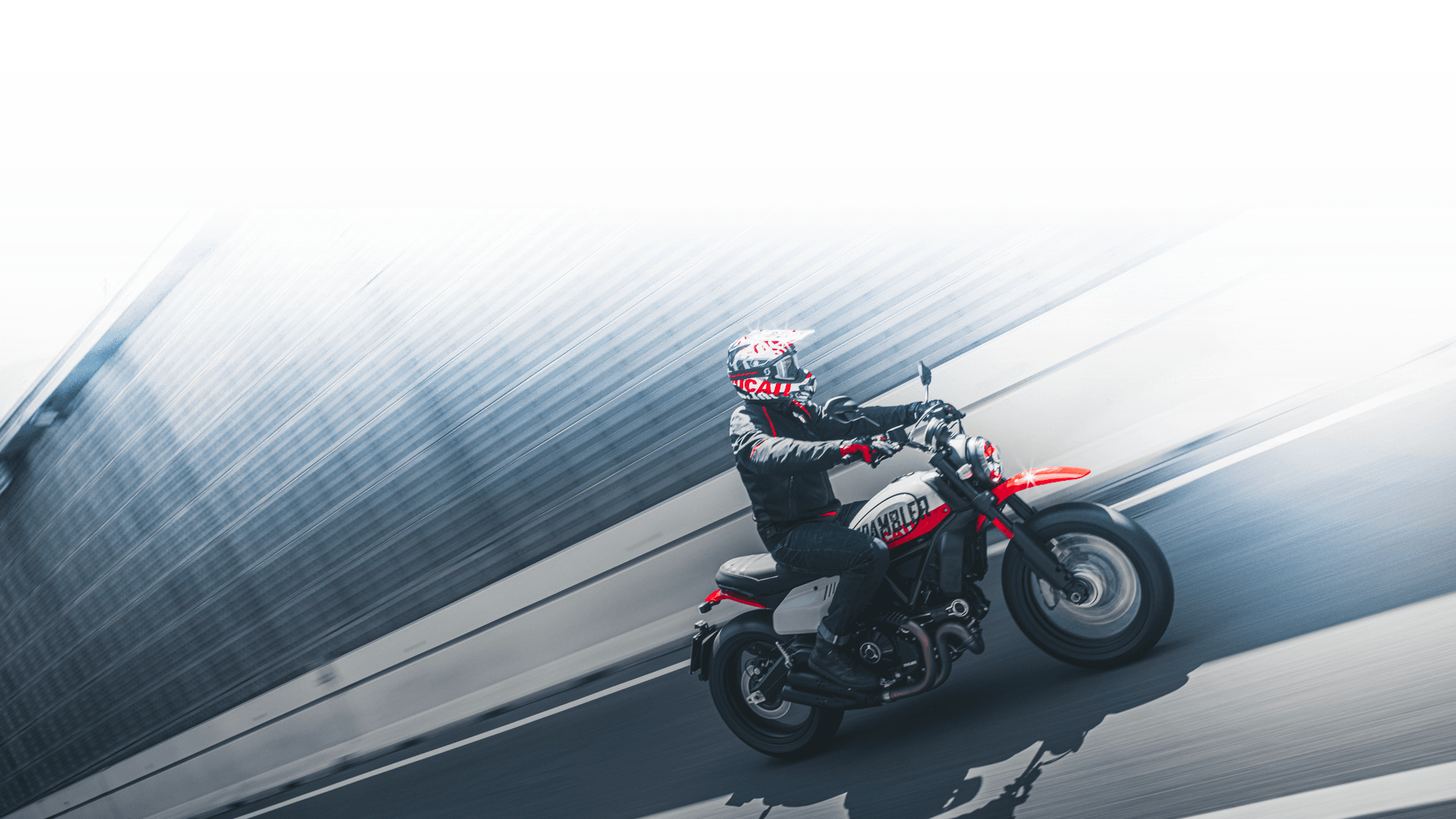 scrambler-ducati-urban-motard-dynamic-image-desktop-v2